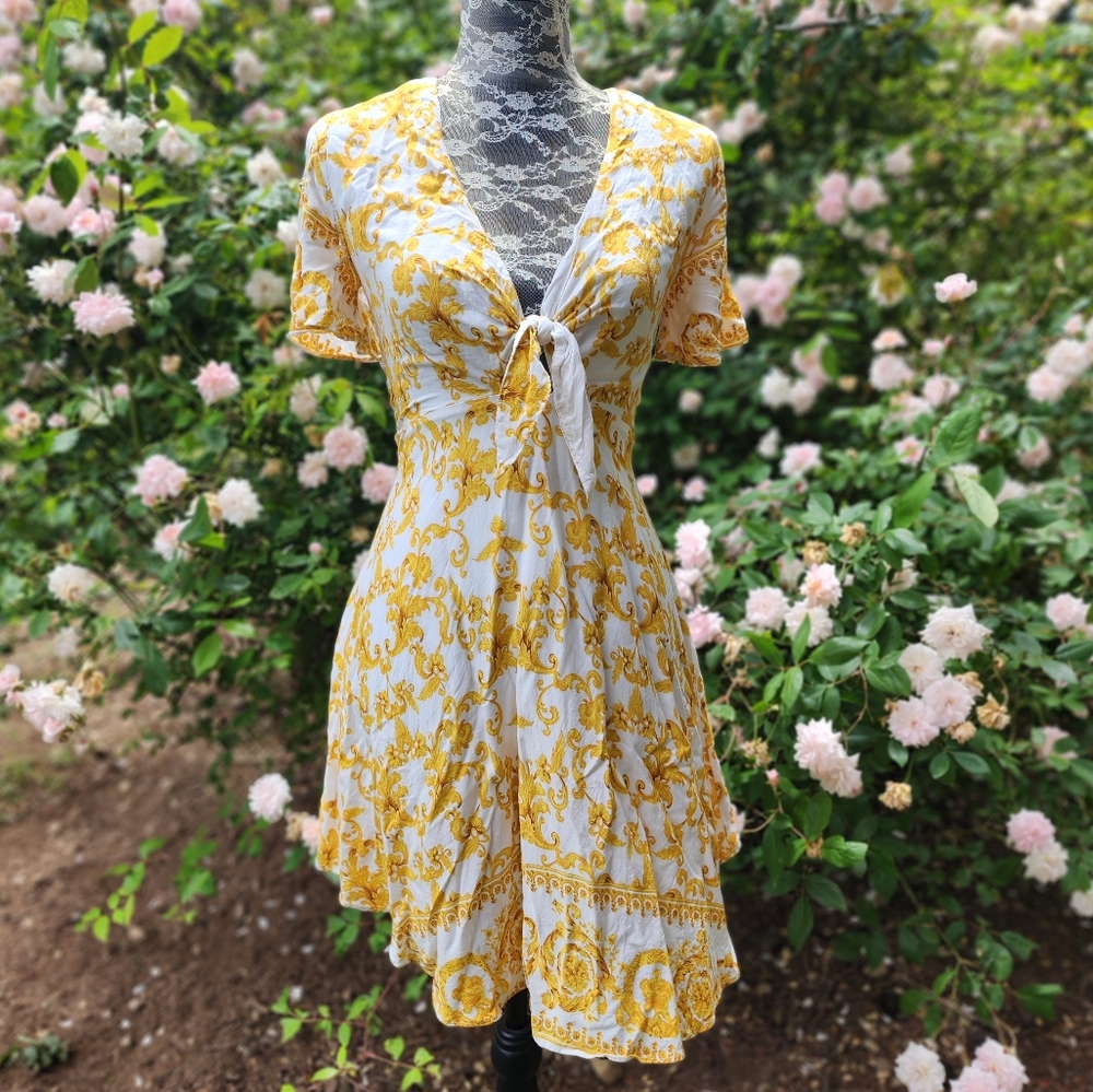 LuLu's Yellow and White Floral Dress